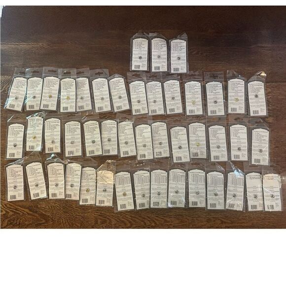 Disney Stores Countdown to the Millennium Pin Set (2020) - 1-42 Set + Extras - Picture 4 of 5